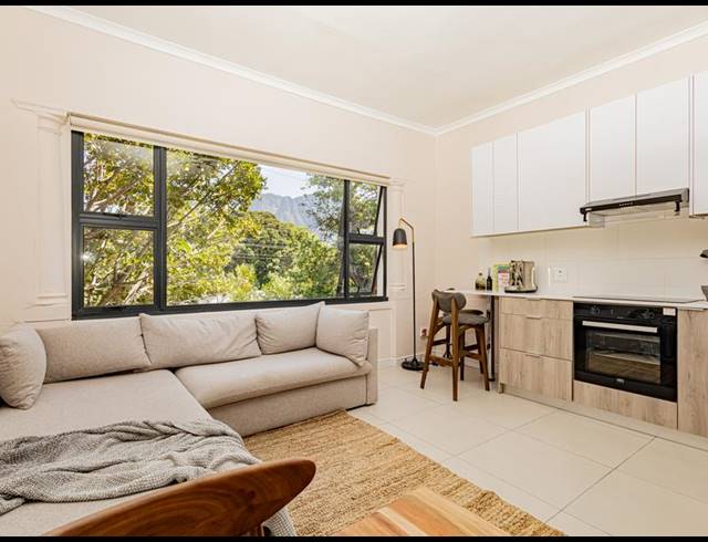 1 BEDROOM APARTMENT FOR SALE IN KENILWORTH
